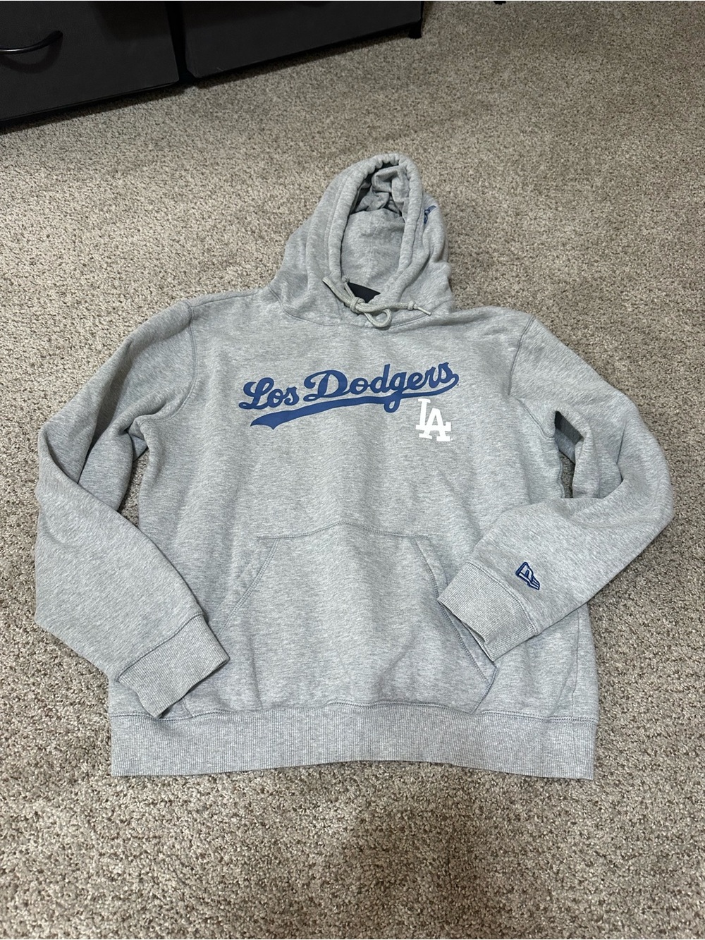 New Era Los Dodgers Gray Pullover Hoodie with Blue Script
